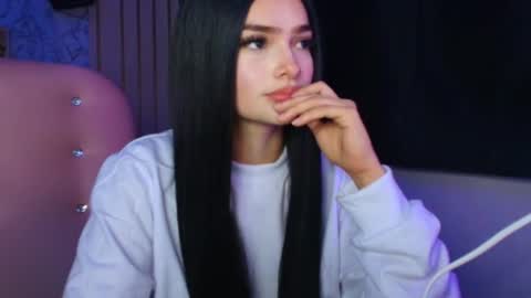 Katleen. online show from November 13, 8:13 am