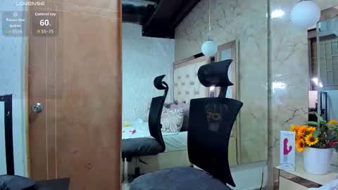 Snapshot of katleya_lewiis chatting on February 28, 4:13 am Katleya Lewiis online show from February 28, 4:13 am