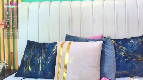 K A T L Y N  online show from February 25, 1:20 am