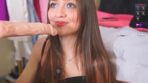 K A T L Y N  online show from November 21, 8:40 pm