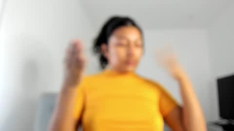 Follow me on instagram and twitter as correaktnees online show from October 27, 6:50 am