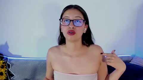 Snapshot of katnis_love_ chatting on June 27, 2:38 am Katnis online show from June 27, 2:38 am