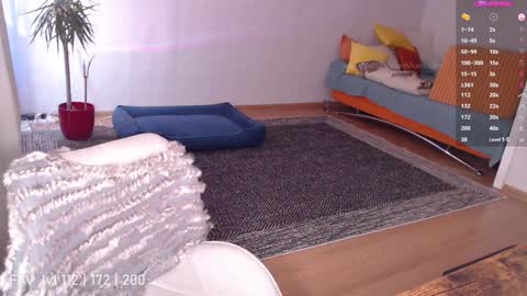 Snapshot of katrin_fox chatting on February 8, 11:01 am pvt open online show from February 8, 11:01 am