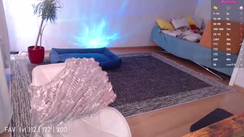Snapshot of katrin_fox chatting on February 10, 1:33 pm pvt open online show from February 10, 1:33 pm