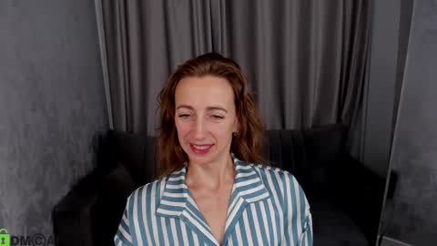 Snapshot of katrina_foks chatting on November 27, 1:29 am katrina_foks online show from November 27, 1:29 am