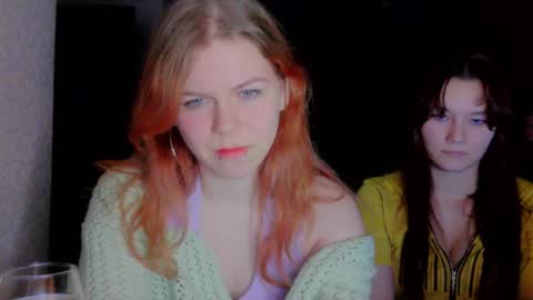Snapshot of katrine_ine chatting on November 5, 4:40 pm katrine_ine online show from November 5, 4:40 pm