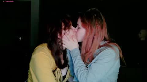 Snapshot of katrine_ine chatting on November 6, 6:20 pm katrine_ine online show from November 6, 6:20 pm