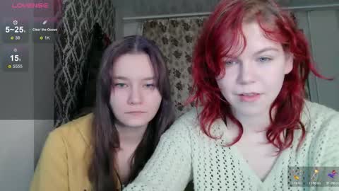 Snapshot of katrine_ine chatting on November 29, 4:43 pm katrine_ine online show from November 29, 4:43 pm