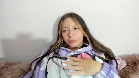 Snapshot of katrinrosex chatting on November 23, 2:00 am Katrin online show from November 23, 2:00 am