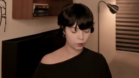 katsuro online show from June 18, 8:24 pm
