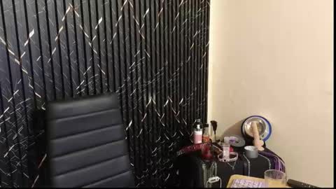 Snapshot of katt_bdsm chatting on October 15, 4:40 pm Katt online show from October 15, 4:40 pm