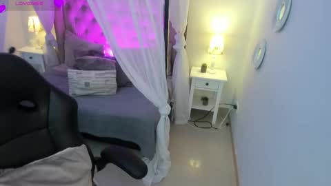 kattarina_ online show from September 17, 11:01 am