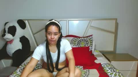 katticloos online show from March 30, 7:31 am