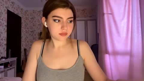 Molly online show from July 8, 7:13 am