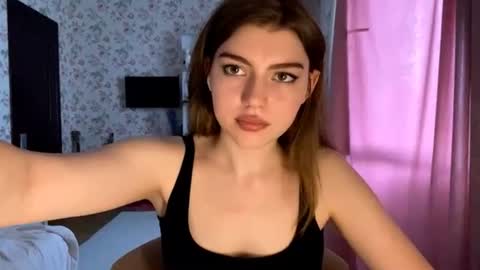 Molly online show from July 14, 3:07 pm