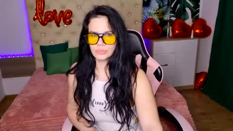 Snapshot of kattiesims chatting on February 17, 1:25 am KattieSims online show from February 17, 1:25 am