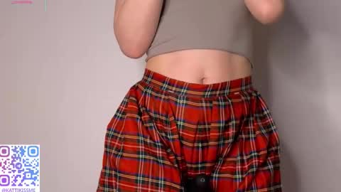 Snapshot of kattikiss chatting on October 25, 6:46 pm I dont know whats gonna happen today but my name is Katty and lets start being friends online show from October 25, 6:46 pm