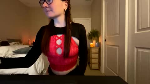 Snapshot of kattnip44 chatting on November 26, 10:44 pm Josie live show Tuesday Wednesday and Thursday online show from November 26, 10:44 pm