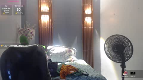 katty online show from February 8, 4:47 pm