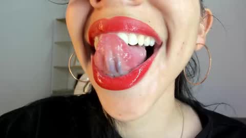 Snapshot of katty_mouth chatting on October 8, 8:50 pm Katty online show from October 8, 8:50 pm