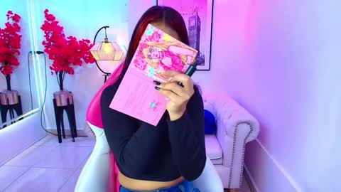 Snapshot of katty_rounds chatting on November 8, 12:38 pm katty_rounds online show from November 8, 12:38 pm