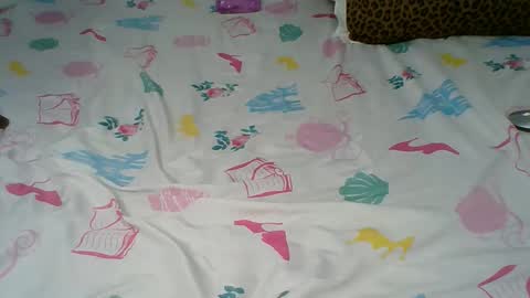 Snapshot of kattysexy2 chatting on October 10, 8:13 am kattyse online show from October 10, 8:13 am