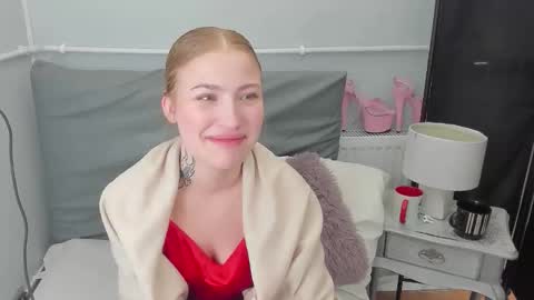 KattyXLovely online show from February 9, 3:27 pm