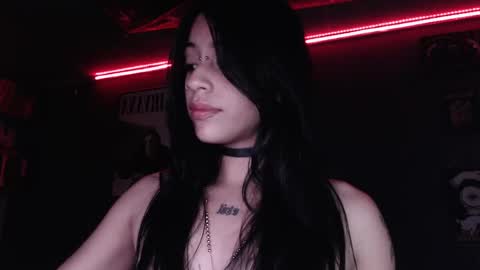      online show from November 22, 2:54 am