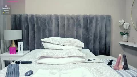 katuff online show from October 2, 3:46 am