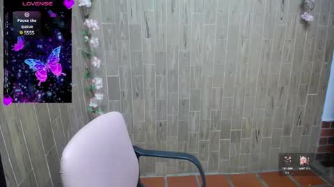 Snapshot of katy2425 chatting on March 6, 4:19 am Katy online show from March 6, 4:19 am