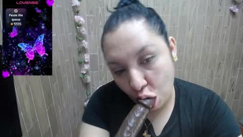 Snapshot of katy2425 chatting on March 9, 5:00 am Katy online show from March 9, 5:00 am