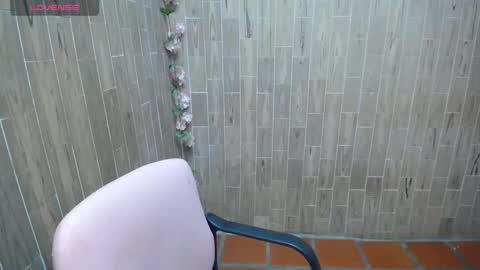 Snapshot of katy2425 chatting on October 11, 2:33 am Katy online show from October 11, 2:33 am