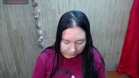 Snapshot of katy2425 chatting on November 8, 1:39 am Katy online show from November 8, 1:39 am