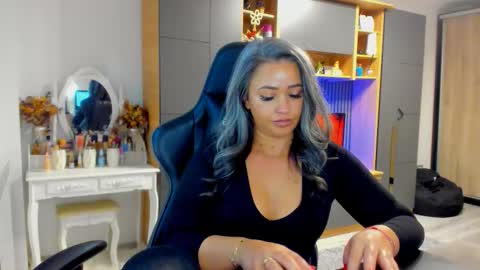 Snapshot of katy95_ chatting on March 9, 6:34 pm Katy online show from March 9, 6:34 pm