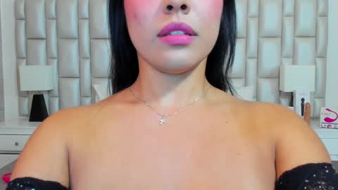 katy blonde girl and paola big boobs online show from December 19, 7:40 pm