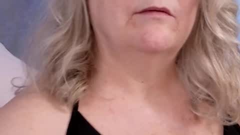 Snapshot of katy_nicole chatting on March 25, 6:14 pm katy_nicole online show from March 25, 6:14 pm