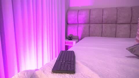 Snapshot of katy_rios_ chatting on November 24, 11:54 am Katy online show from November 24, 11:54 am