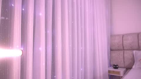 Snapshot of katy_rios_ chatting on December 2, 11:59 am Katy online show from December 2, 11:59 am