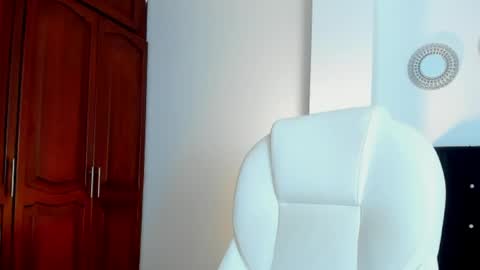 Snapshot of katyajhonss chatting on March 31, 11:49 pm KATYAJHONSS online show from March 31, 11:49 pm