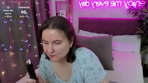 Kate online show from October 19, 4:02 am