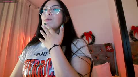 Snapshot of katybelladonna chatting on January 3, 12:00 am KATY online show from January 3, 12:00 am