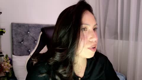 Snapshot of katybelladonna chatting on April 8, 4:18 pm KATY online show from April 8, 4:18 pm