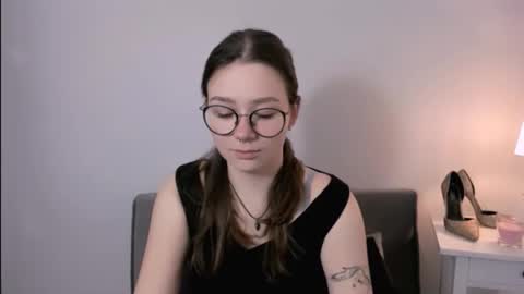 Katy online show from February 19, 4:03 pm