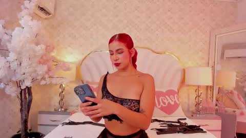 Snapshot of katyjackson chatting on March 18, 12:52 pm katyjackson online show from March 18, 12:52 pm