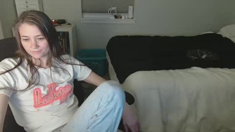 Snapshot of katynowhere chatting on March 7, 5:26 am Katy online show from March 7, 5:26 am