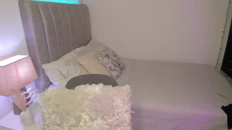 Snapshot of katysmiith26 chatting on January 28, 12:05 am Katherine online show from January 28, 12:05 am