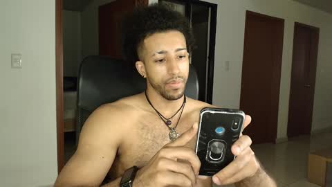 Kauri Lop online show from December 17, 3:17 am