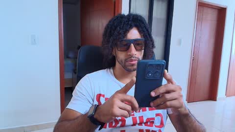 Kauri Lop online show from January 1, 5:00 pm