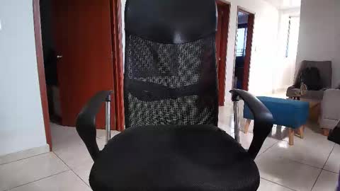 Kauri Lop online show from February 6, 4:32 pm