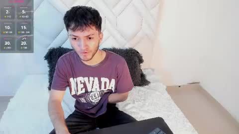kavencastro online show from June 8, 9:15 pm